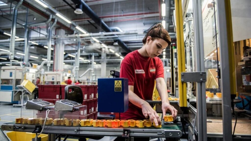 Linha de Montagem Peças de Lego